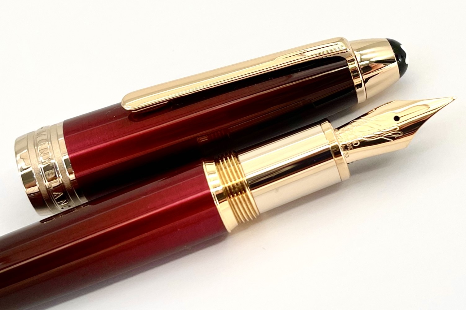 MontblancMB125331MeisterstuckCalligraphySolitaireBurgundyLacquerFlexibleNibFP_I